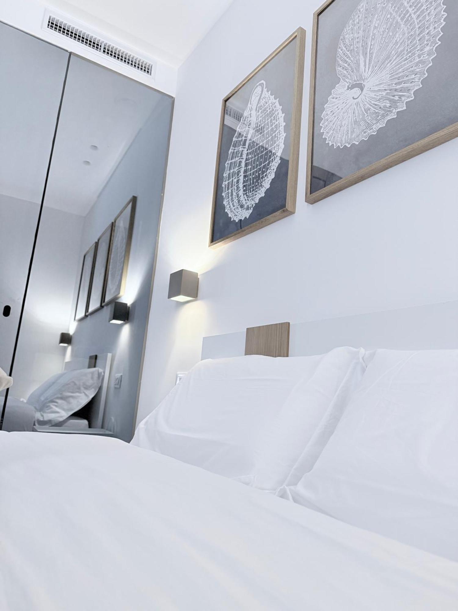 Santa Rosalia Suites Palermo Luaran gambar